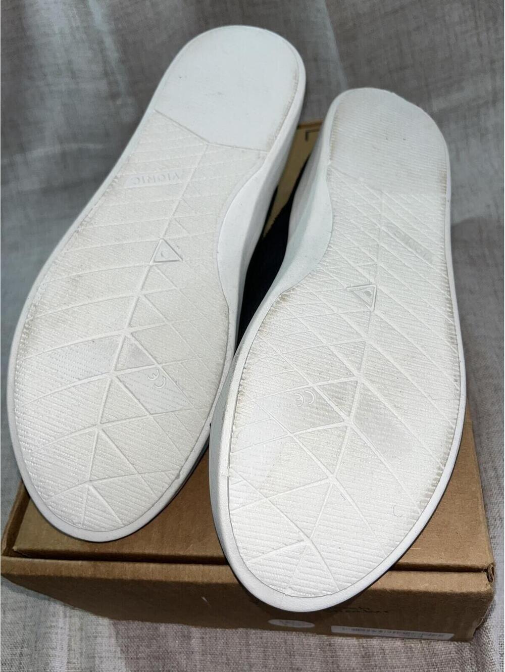 Vionic Beach Pismo Casual Sneaker NWT* 9.5 Black - Picture 5 of 5